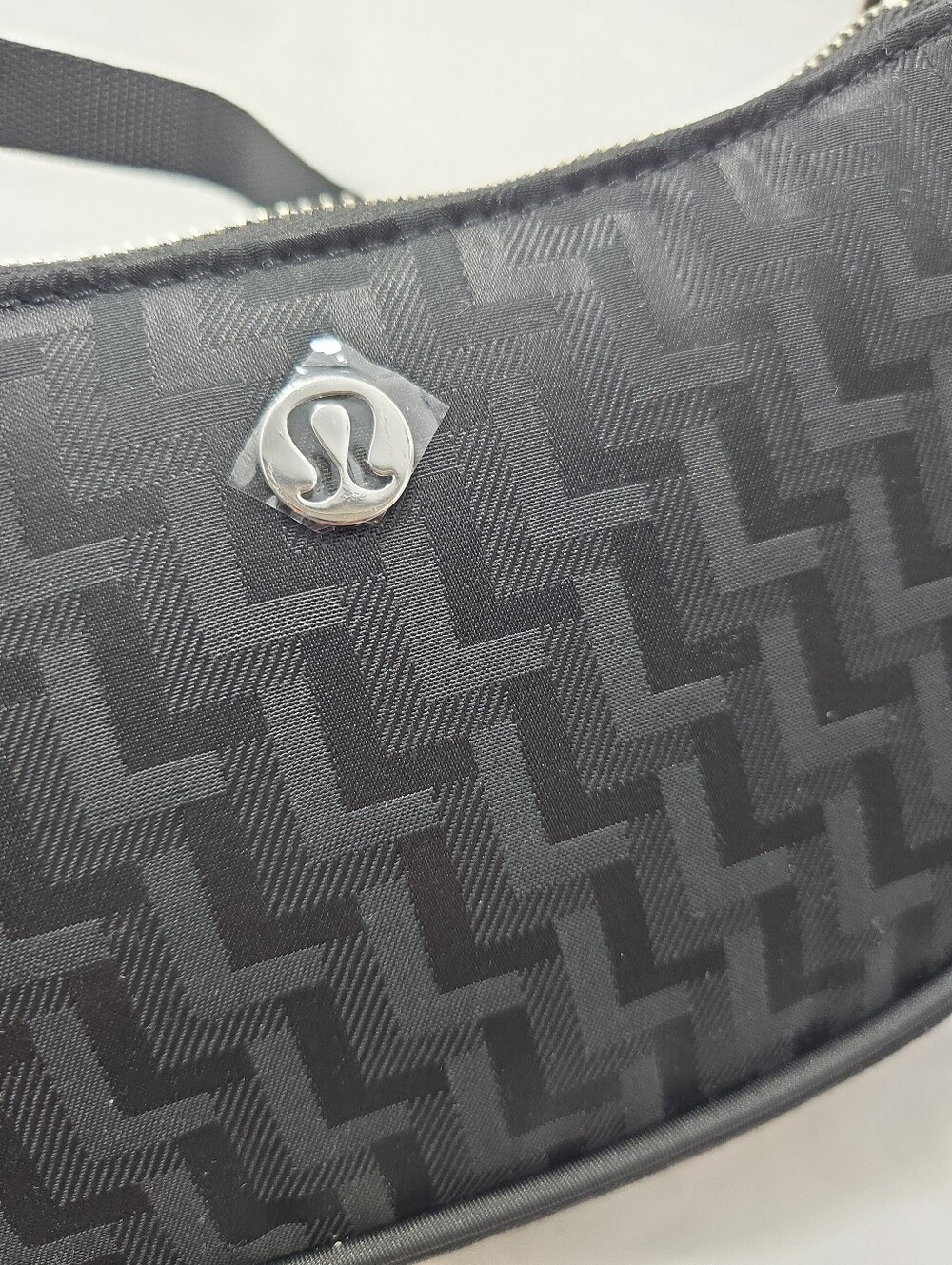 NWT Lululemon City Essentials Mini Shoulder Bag L Monogram Jacquard Black 1L - Picture 3 of 8
